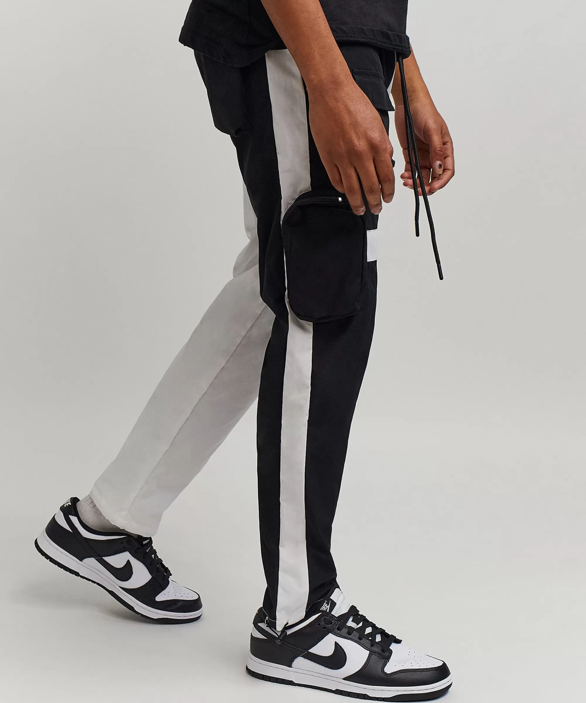 Discount Bader Cotton Twill Color Block Utility Joggers - Black&White Shop All Bottoms | Cargo & Utility Pants