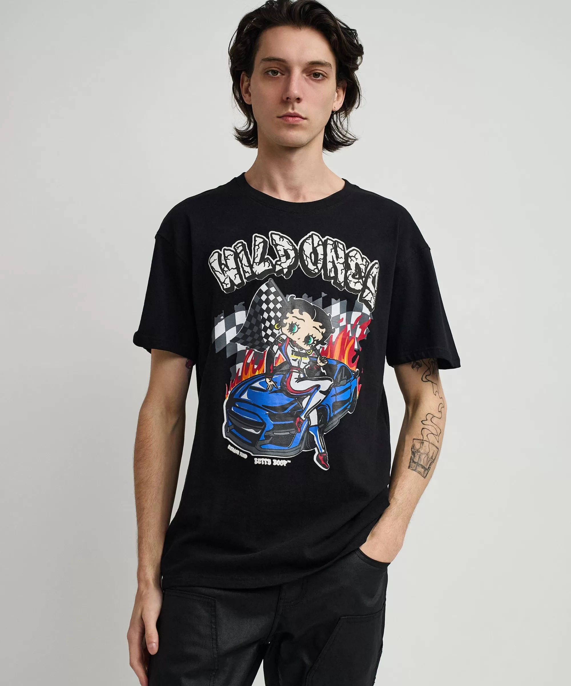 Best Sale Betty Boop Wild Ones Print Short Sleeve Tee - Black Graphic Tees