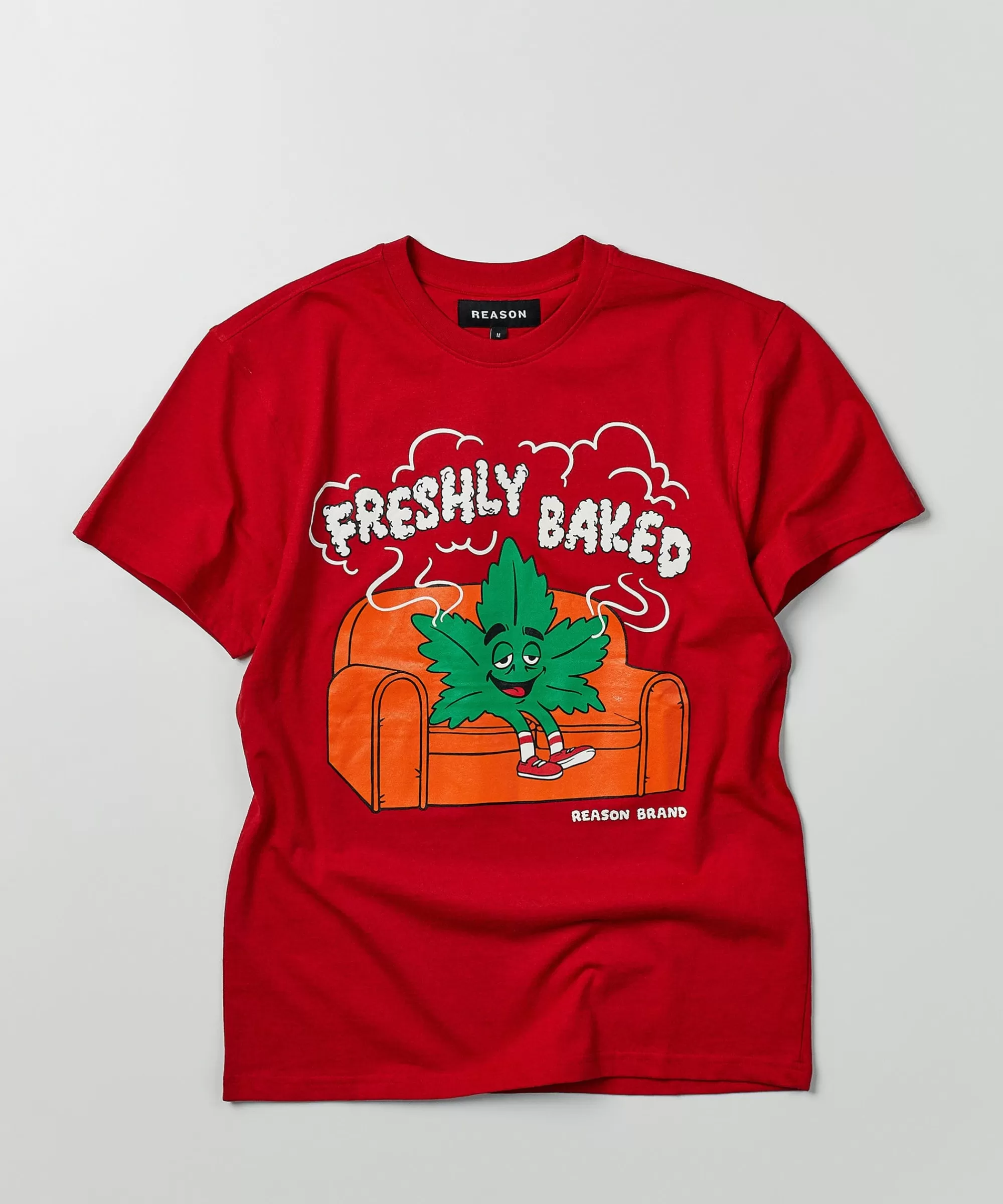 Best Freshly Baked Short Sleeve Graphic Print Tee - Red Graphic Tees