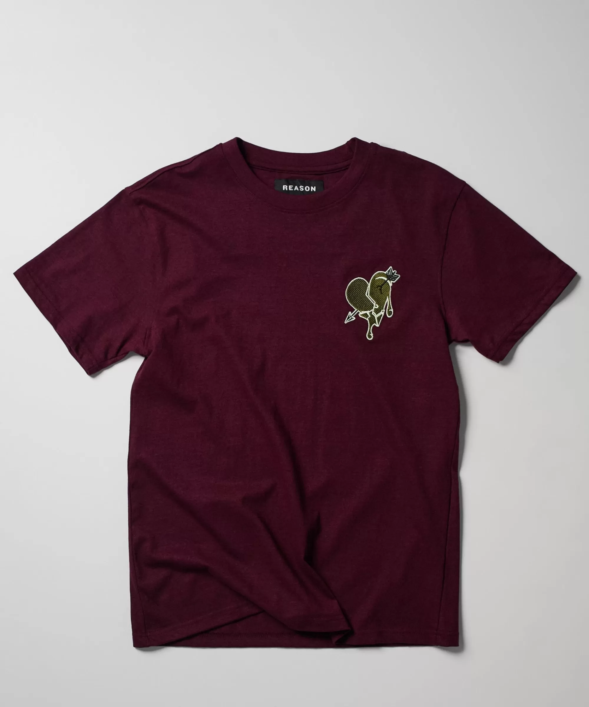 Cheap Heartless Embroidered Short Sleeve Tee - Burgundy Graphic Tees