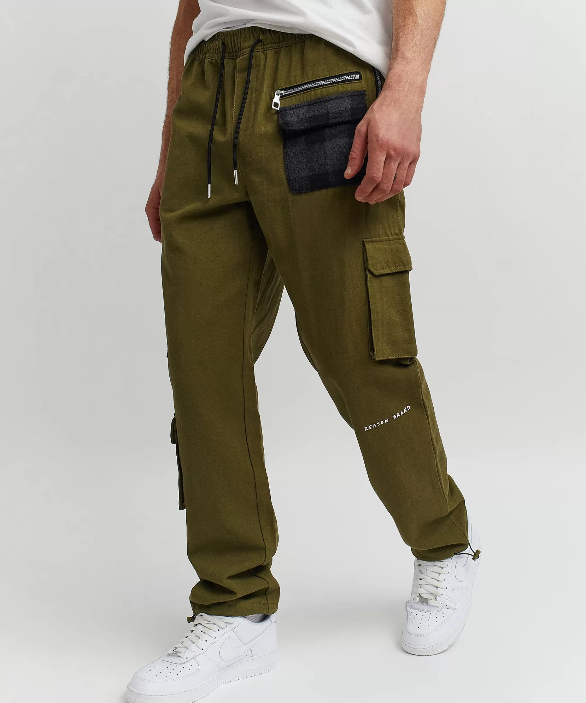 Outlet Heaven Woven Cargo Pants - Olive Green Shop All Bottoms | Cargo & Utility Pants