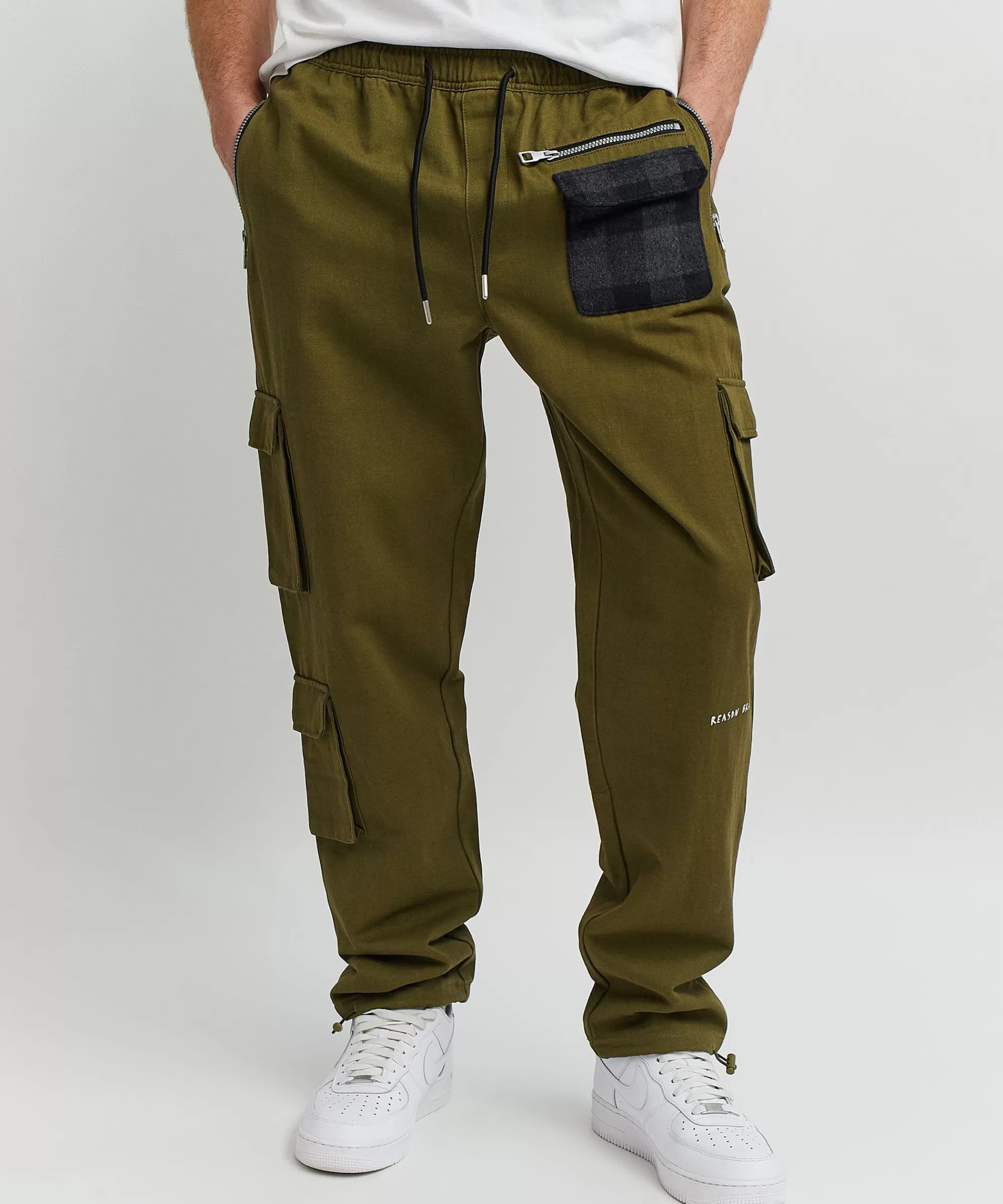 Outlet Heaven Woven Cargo Pants - Olive Green Shop All Bottoms | Cargo & Utility Pants