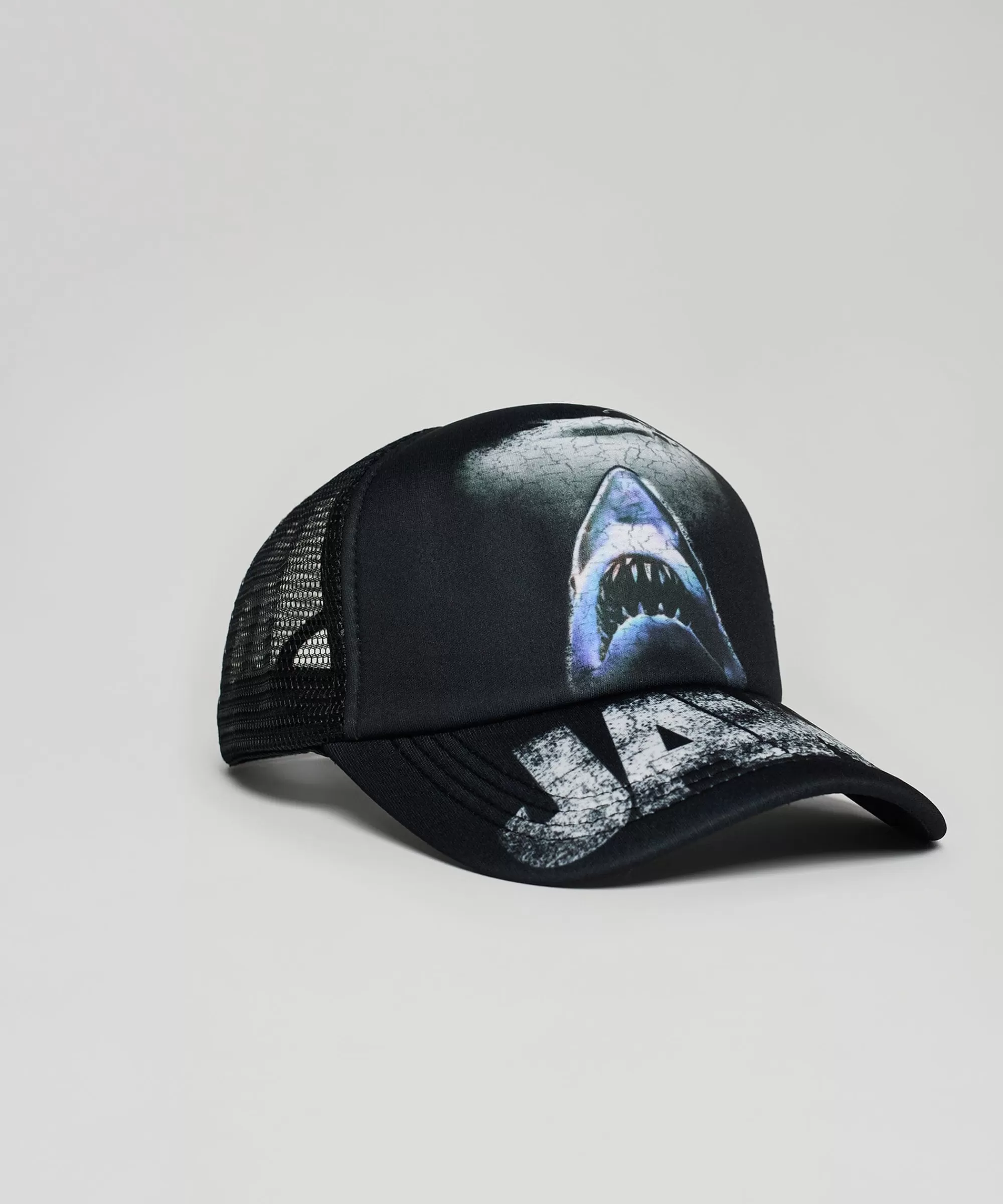 Outlet Jaws Print Trucker Hat - Black Hats