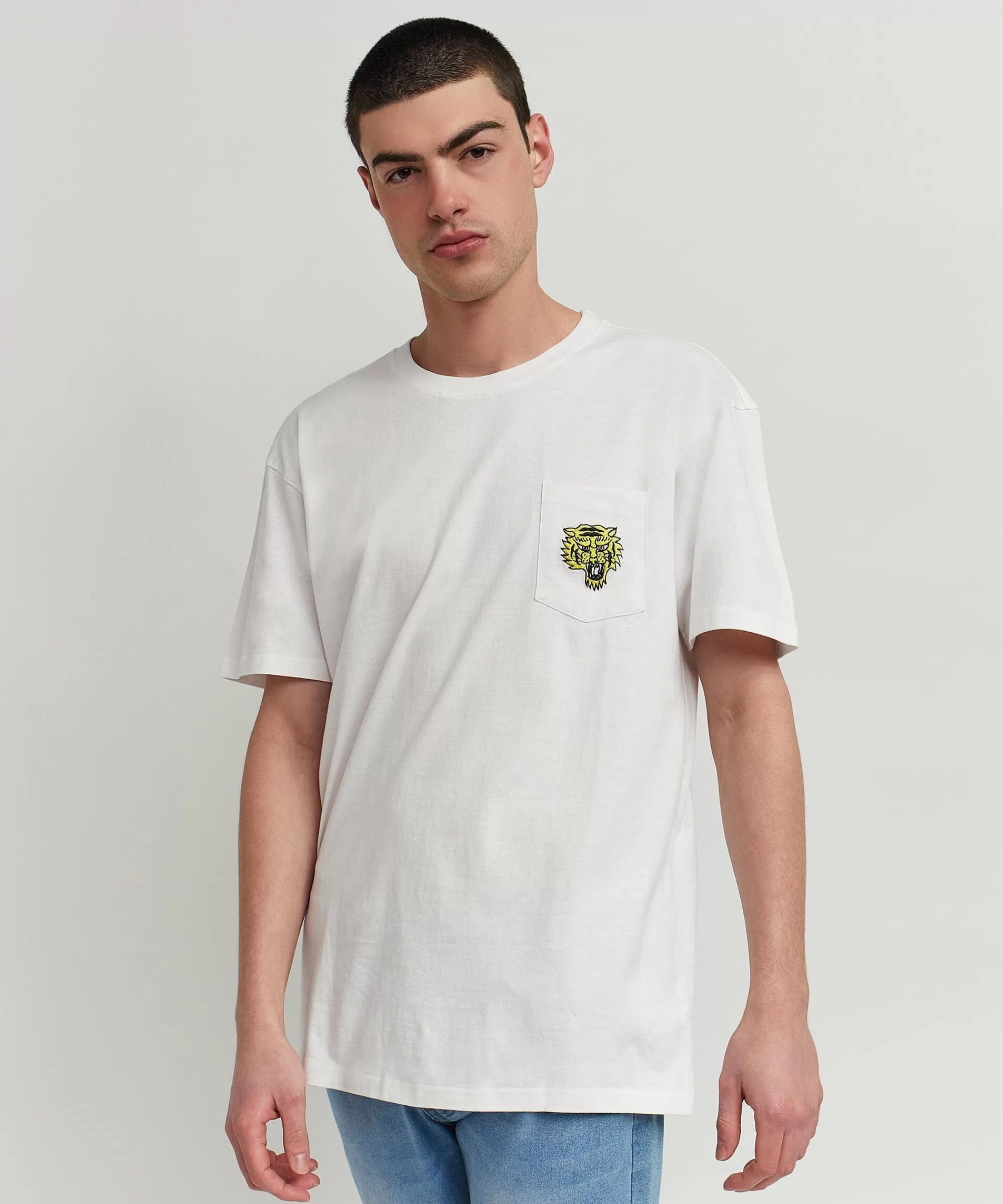 Best Sale Pave Your Own Path Short Sleeve Graphic Print Embroidered Detail Tee - White Graphic Tees