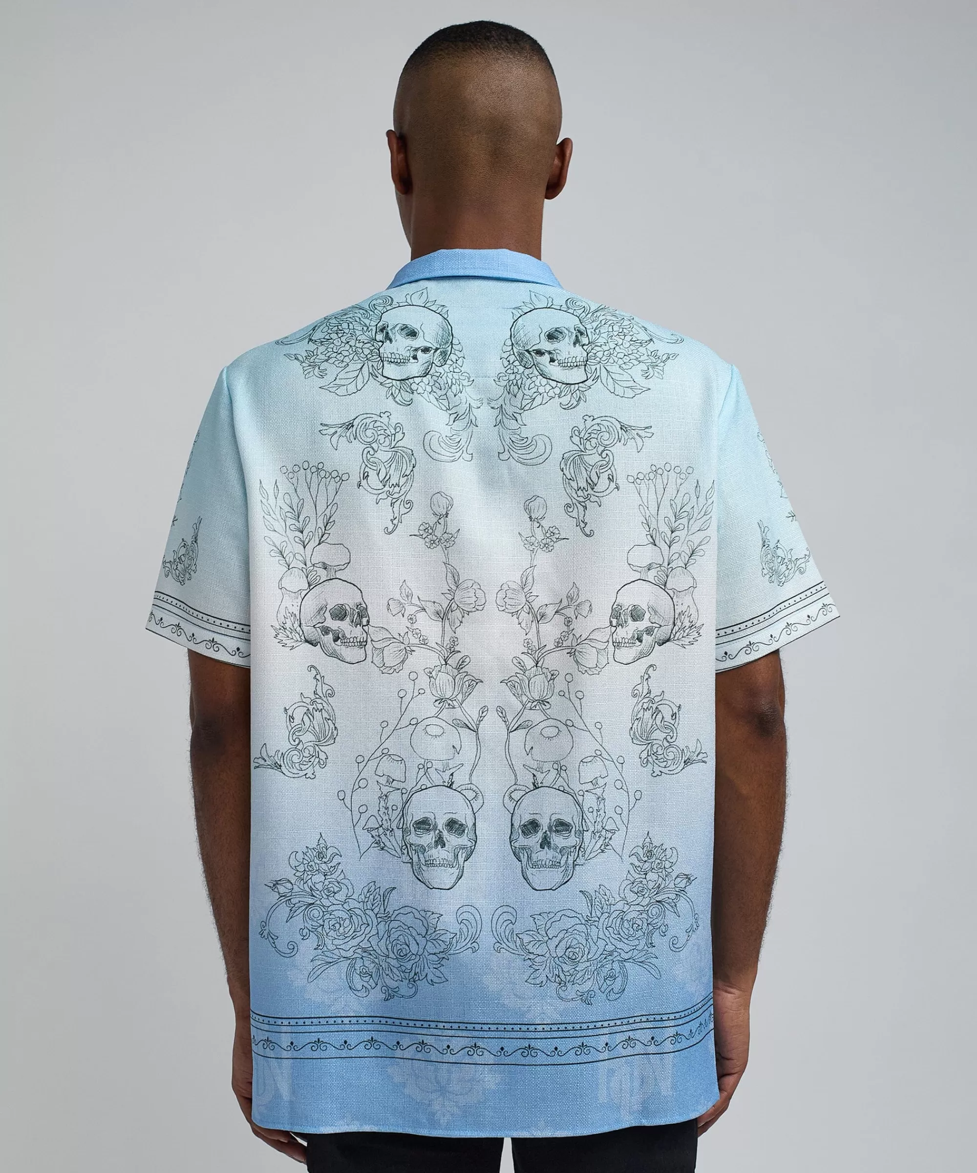 Fashion Styx Skulls Linen Texture Short Sleeve Button Down Shirt - Light Blue Button Downs