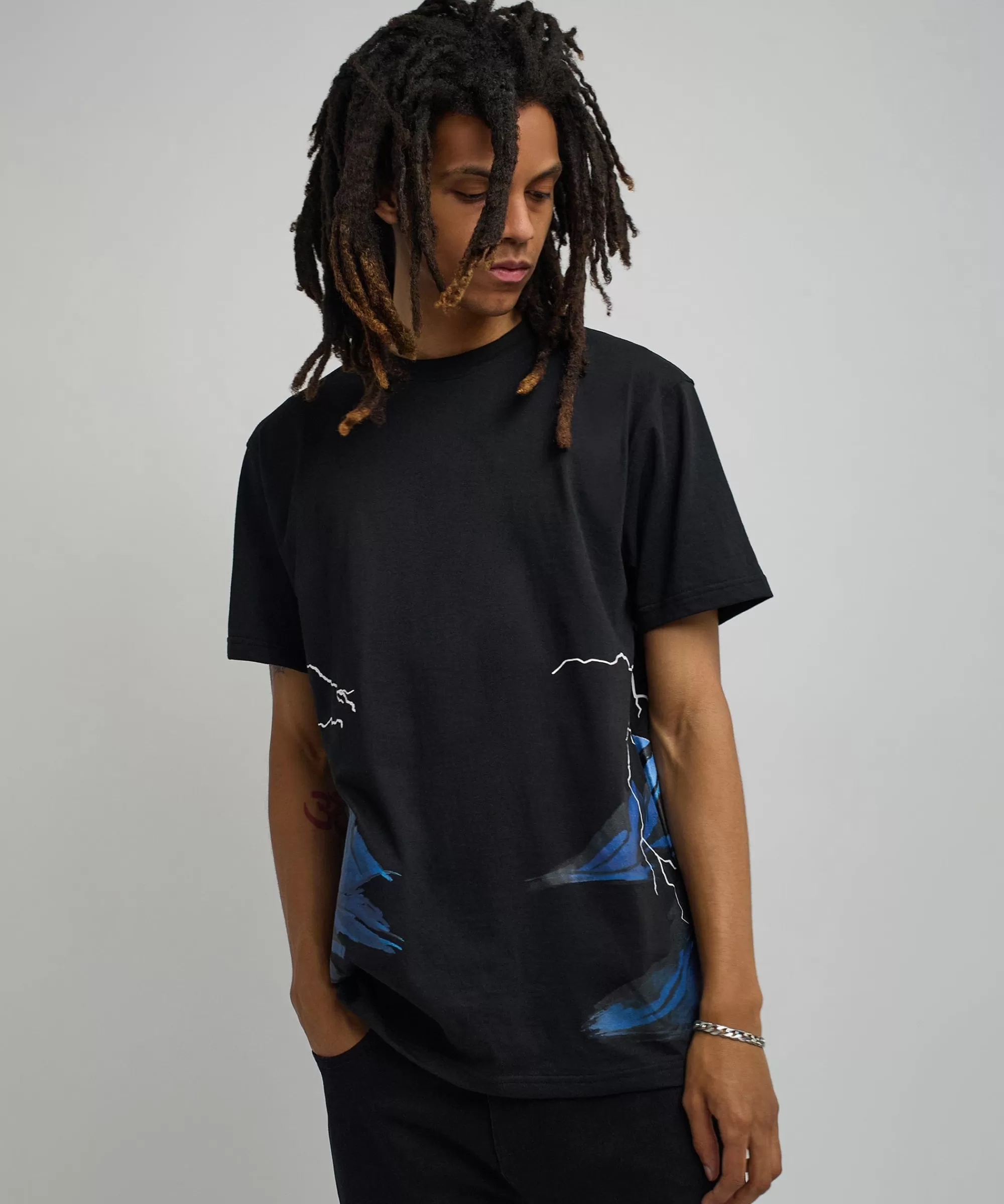 Cheap Trust No One Oversized Short Sleeve Tee - Black Oversized Tees | Graphic Tees